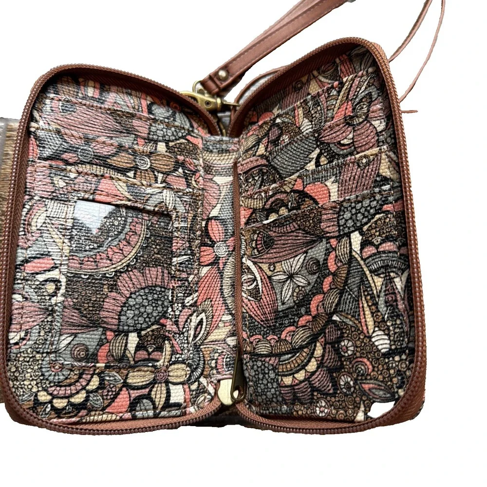 Sakroots Artist Circle Smartphone Wallet/Wristlet with Crossbody Strap